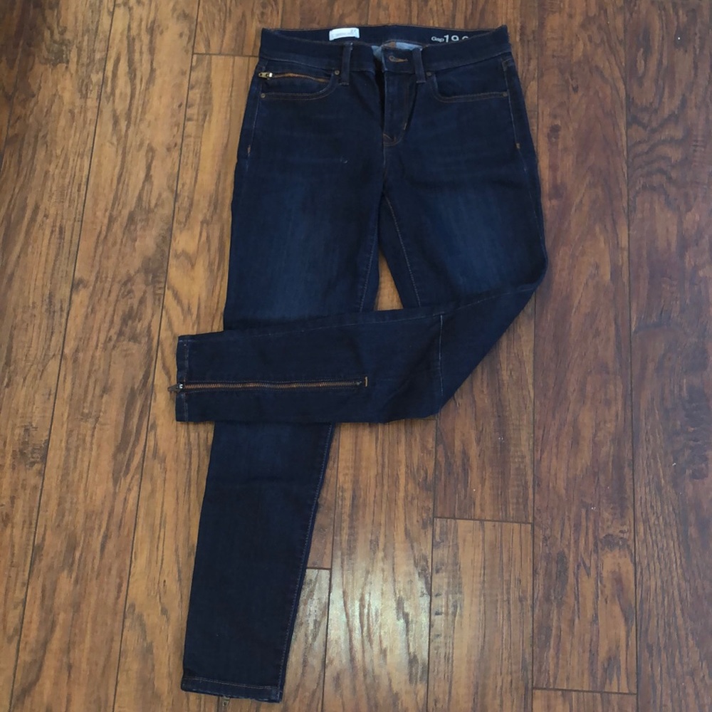 Skinny jeans
